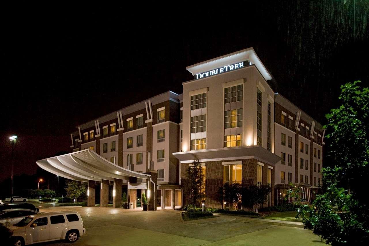 Doubletree By Hilton Baton Rouge Hotel Exterior photo